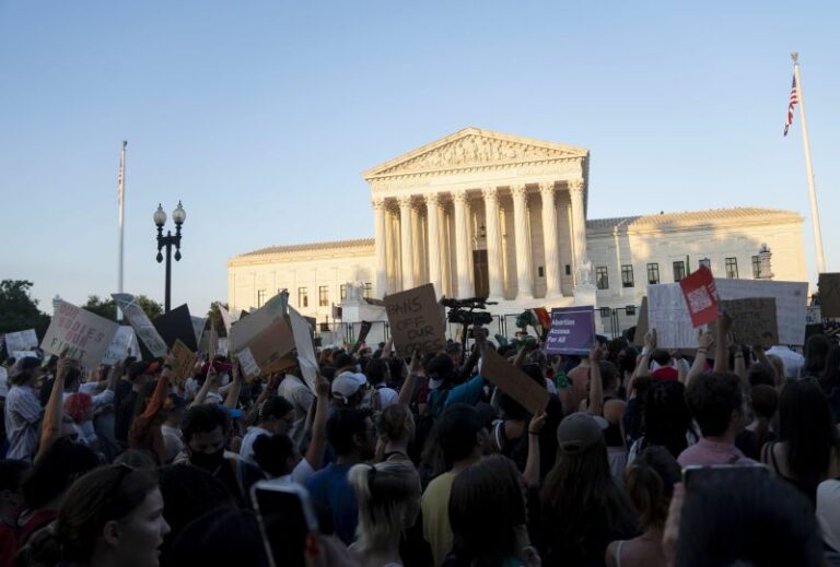 Aborto, Robert F. Kennedy Human Rights “Dalla Corte Suprema Usa attacco ai diritti umani e alla salute”