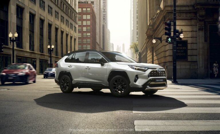 Toyota presenta le novità per la gamma Rav4 2023