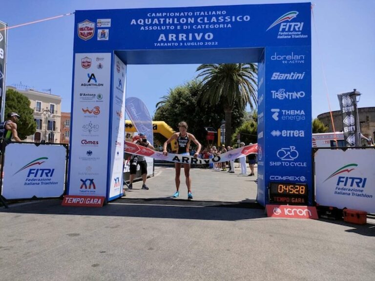 Santonocito e Ragazzo nuovi campioni italiani di Aquathlon