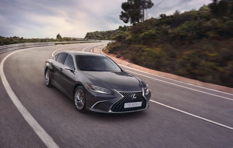 In arrivo miglioramenti per la Lexus ES 2023