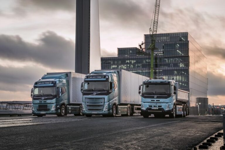 Volvo Trucks presenta percorso verso zero emissioni e incidenti