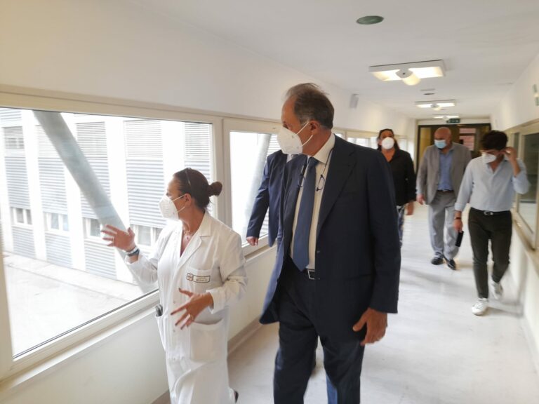 Sangue in calo negli ospedali, appello Regione Basilicata a donare