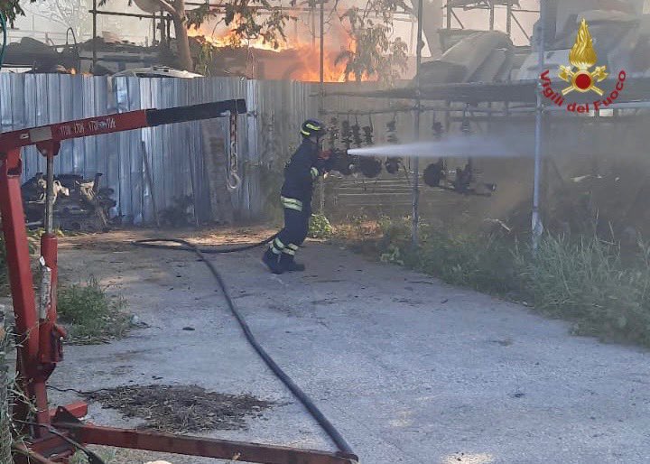 Incendi, Arpa Lazio “Situazione migliora. Valori diossina Roma in linea”