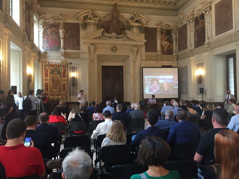 Mobilità, Da Comune Milano 5mln incentivi per cambio auto inquinanti