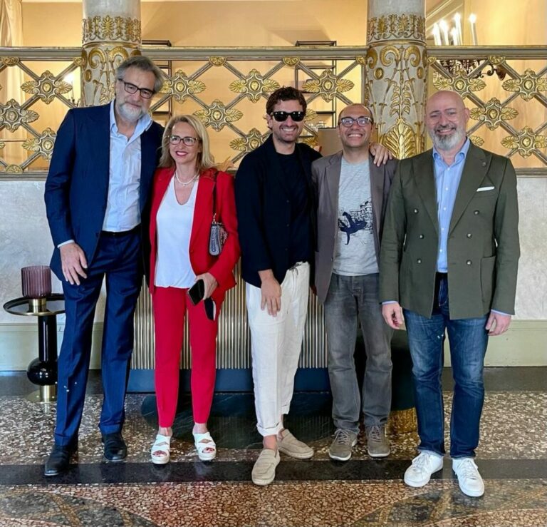 Presidente Bonaccini sul set ferrarese del nuovo film di Siani