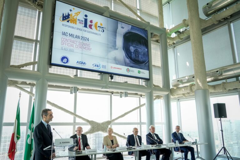 Aerospazio, Fontana “Nel 2024 Lombardia capitale mondiale del settore”