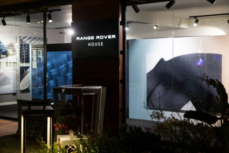 Inaugurata in Costa Smeralda la prima Range Rover House