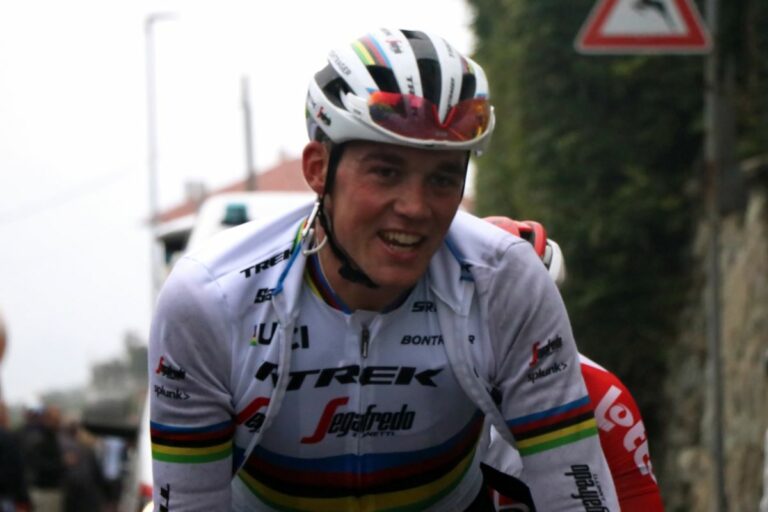 Al Tour Pedersen vince 13^ tappa, Vingegaard resta leader