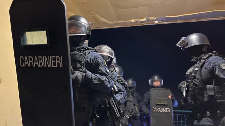 ‘Ndrangheta, arrestato sul litorale romano il latitante Antonio Gallace