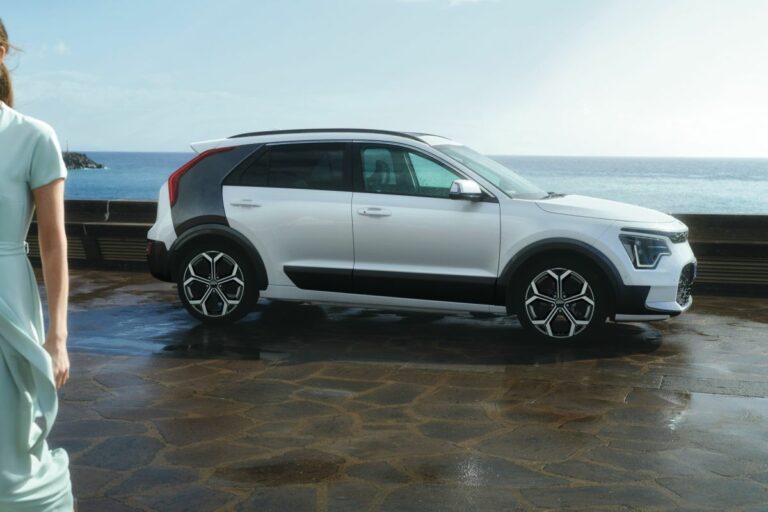 Due esclusive versioni bicolor di Kia Niro al debutto sul sito