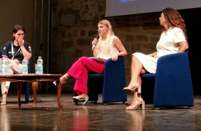 Il volontariato giovanile a confronto tra solidarietà e impegno