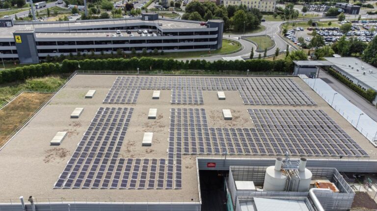 Ferrari investe negli impianti a energia solare con Enel X
