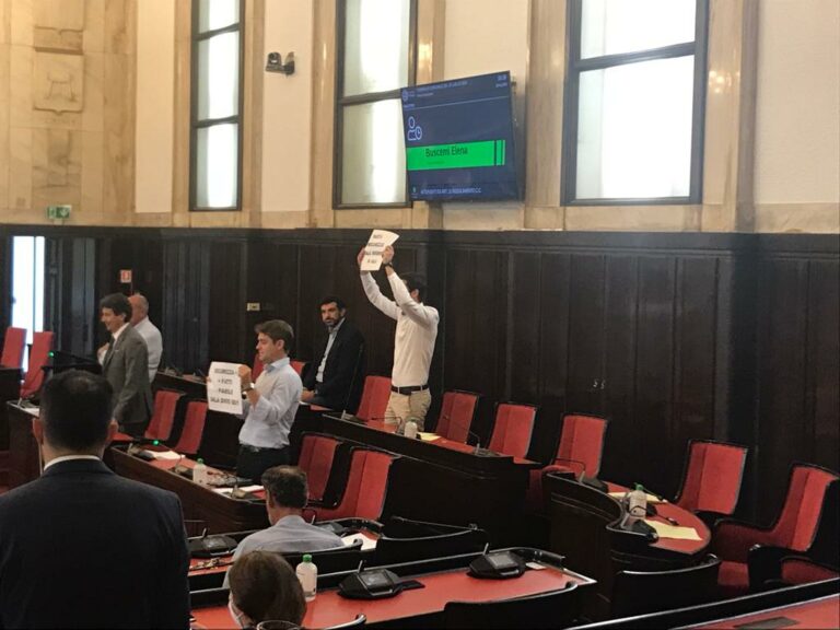 Milano, Protesta Lega su sicurezza “Sala riferisca in Aula”