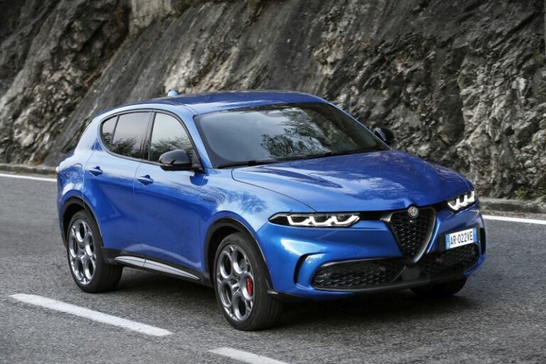 Alla scoperta di Alfa Romeo tonale con Amazon Alexa