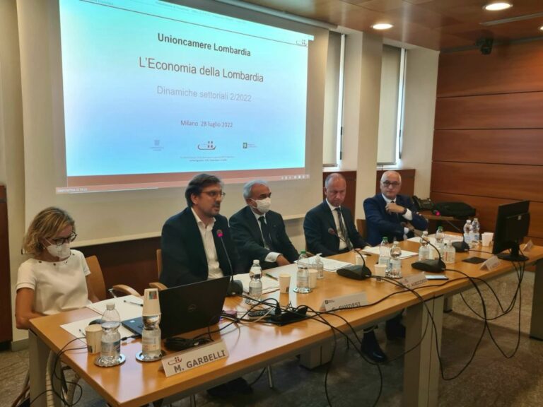 Lombardia, Rallenta crescita, Guidesi “ridaremo fiducia e prospettiva”