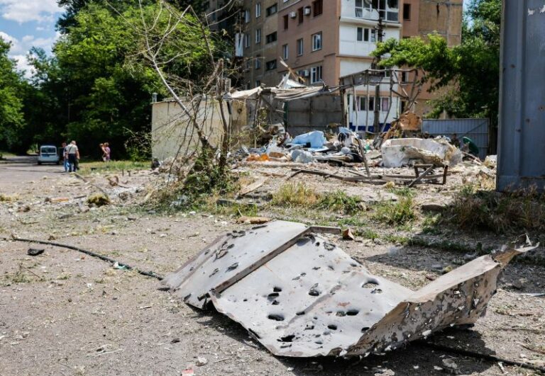 Missili sul Donetsk, strage di civili