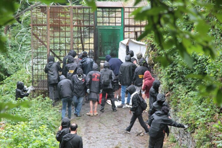 Scontri No-Tav in Val di Susa, 14 persone ferite