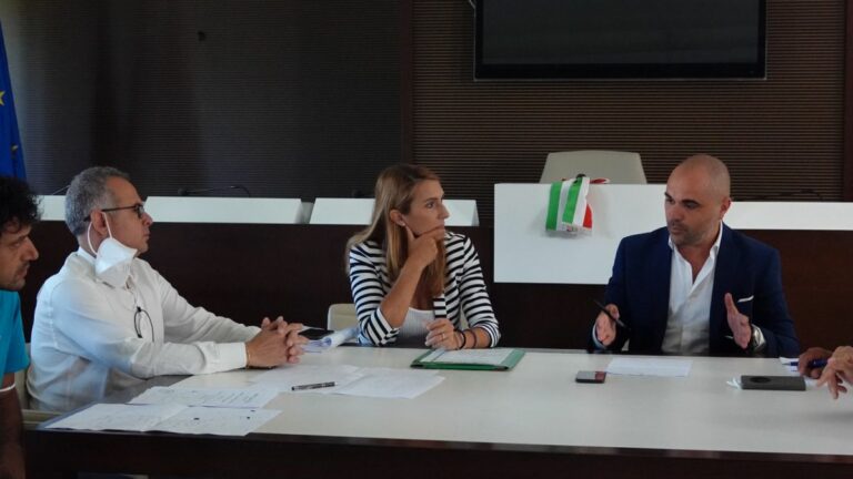 San Teodoro, sopralluogo per fare il punto sull’operatività del porto