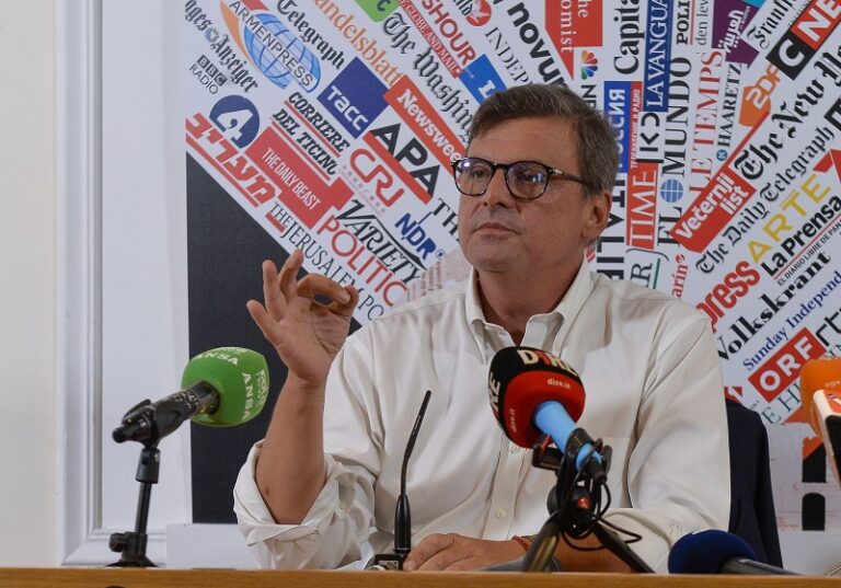 Calenda “Hanno voluto l’ammucchiata contro e perderanno”