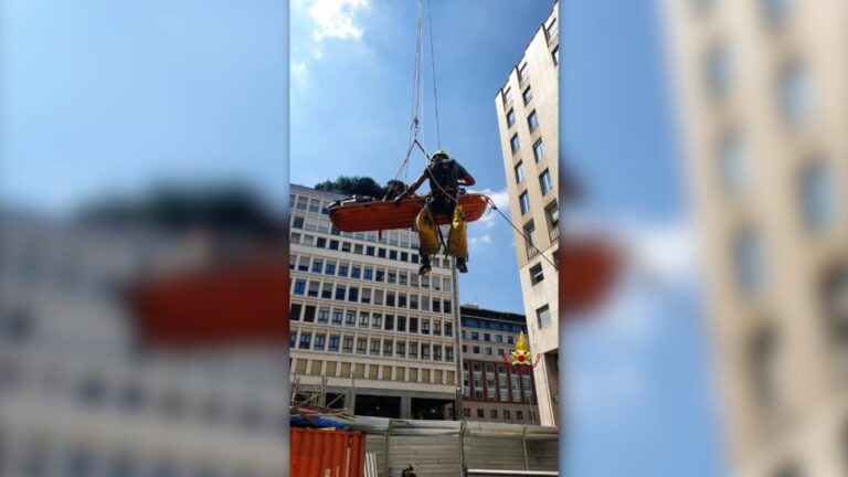 Milano, Incidente sul lavoro nel cantiere di un parcheggio interrato