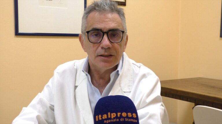 Vaiolo scimmie, Pregliasco “Fermiamolo ora che è in fase iniziale”