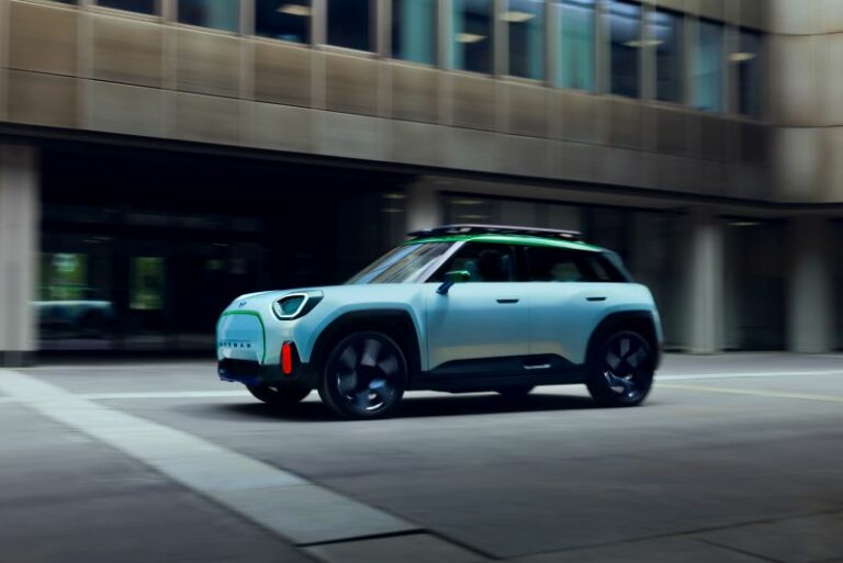 Mini Concept Aceman, primo crossover completamente elettrico