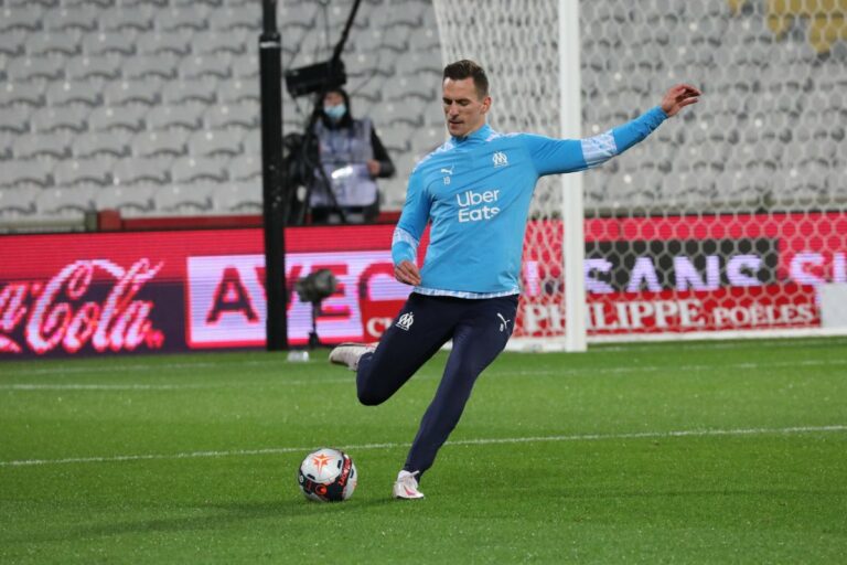 Juventus, ufficiale l’arrivo di Arkadiusz Milik