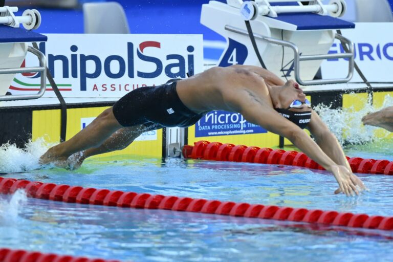 L’Italia domina gli Europei di nuoto, oro Ceccon e 4×100 mista
