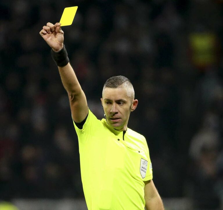 Europa League, il rumeno Petrescu arbitra Roma-HJK
