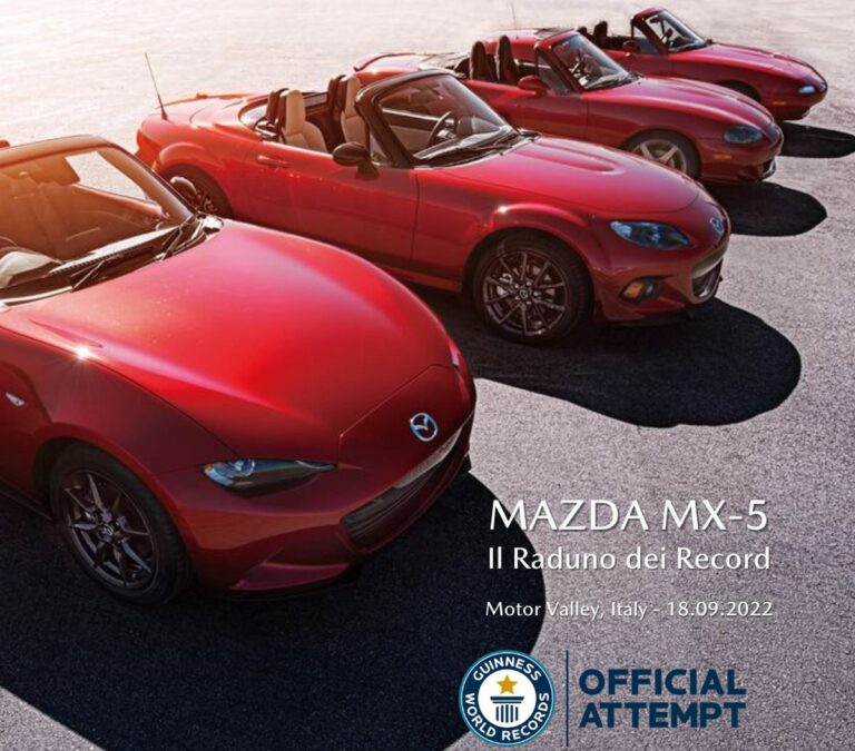 Mazda a caccia del record per il più grande raduno di MX-5