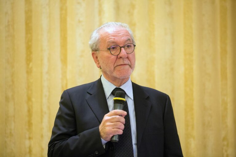 Ghirelli “Col caro energia centri sportivi a rischio chiusura”