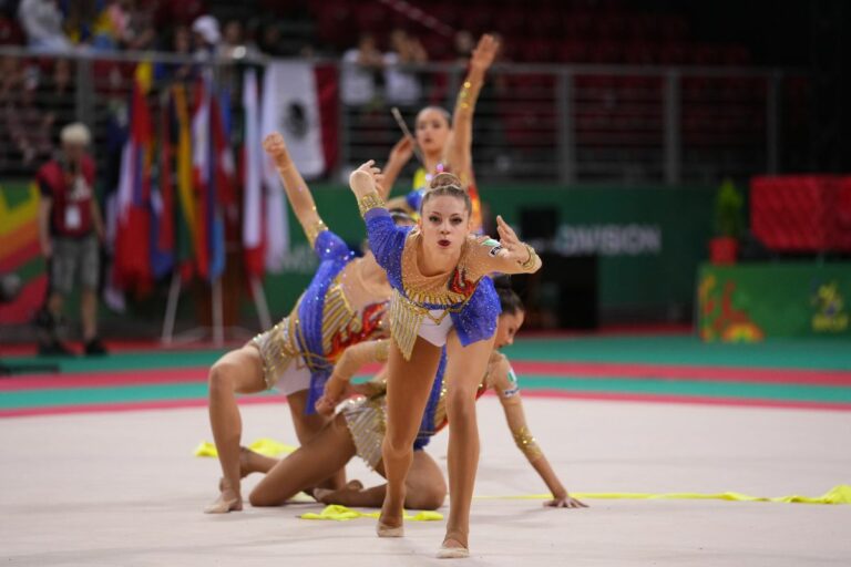 Oro e argento Farfalle, l’Italia domina i Mondiali di ritmica
