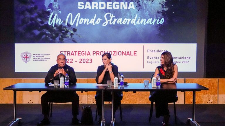 Turismo, presentato il video “Sardegna, un mondo straordinario”
