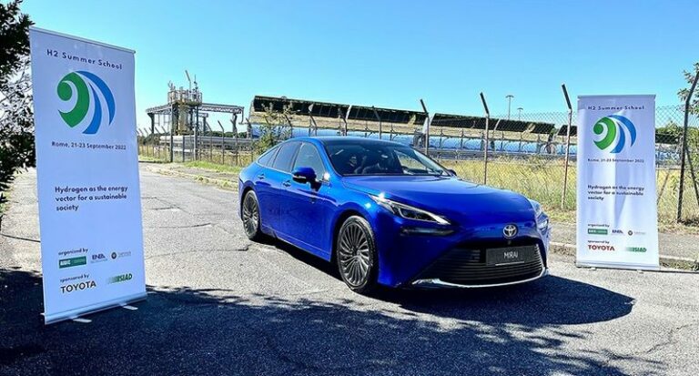 Auto a idrogeno, primo test drive al Centro Enea Casaccia