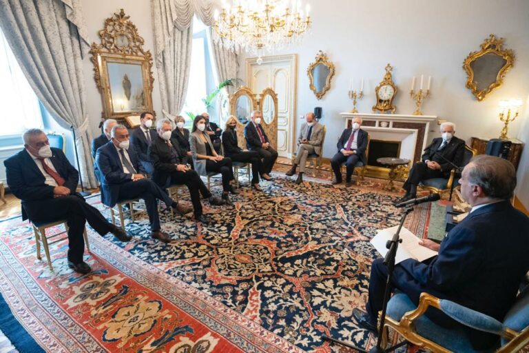 Mattarella alla consegna dei premi “Penna d’Oro”