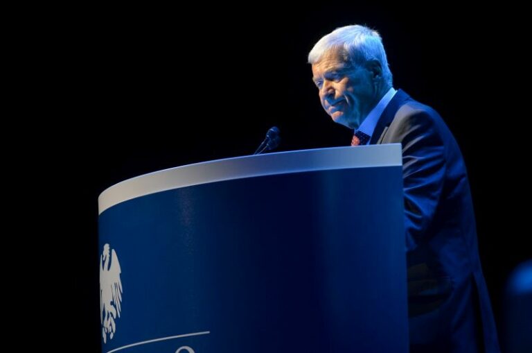 Per Confcommercio rischio Pil negativo nel 2023