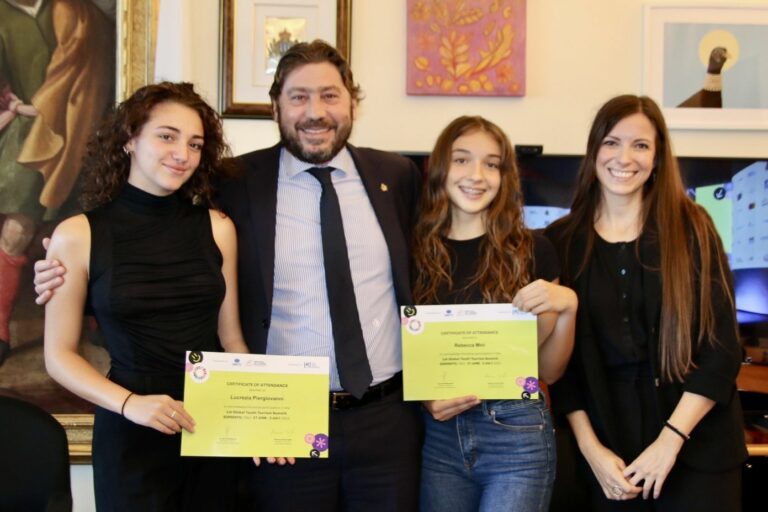 Due studentesse sammarinesi al Forum globale del turismo