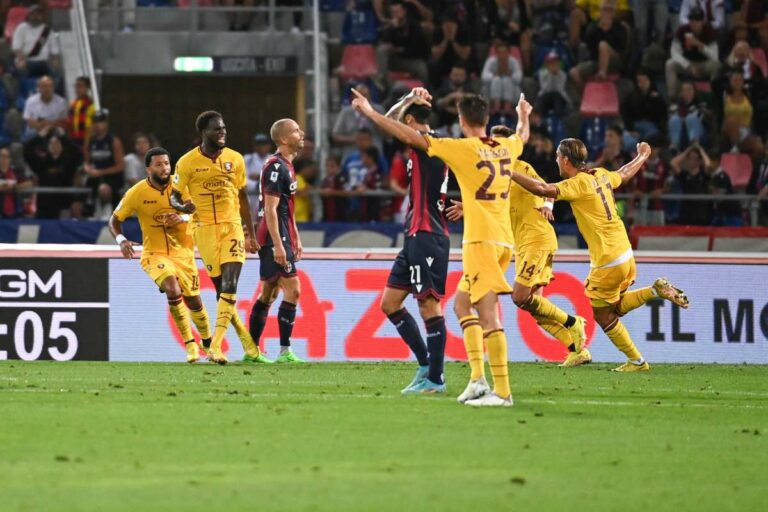 Bologna-Salernitana 1-1, Dia risponde a Arnautovic