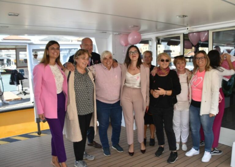 Ottobre Rosa a Venezia, Brugnaro “Orgoglioso per il progetto di prevenzione”