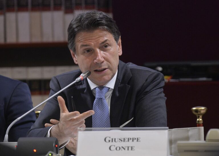 Ucraina, Conte “Condanniamo con forza l’attacco russo”