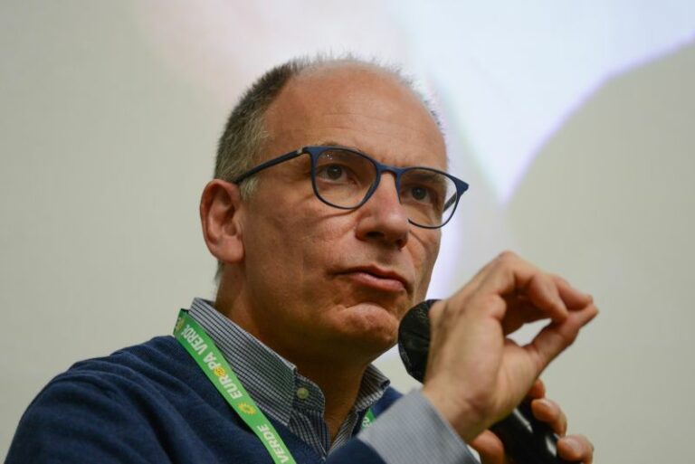 Ucraina, Letta “Putin minaccia grave a Europa, non passerà”