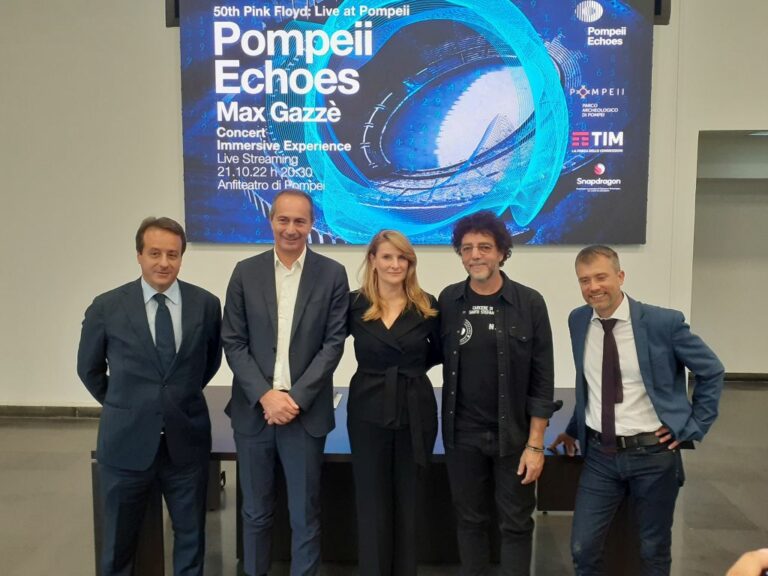Tim, concerto-evento di Max Gazzè a Pompei con 5g ad onde millimetriche