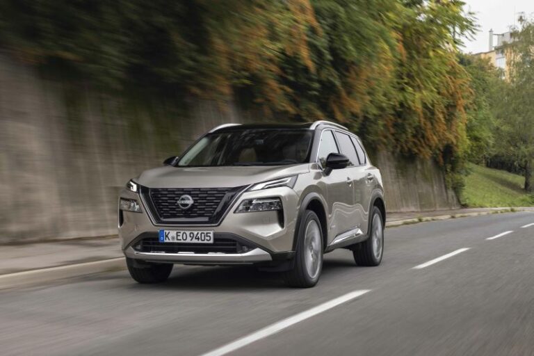 Nissan presenta il nuovo X-Trail, suv elettrificato 7 posti