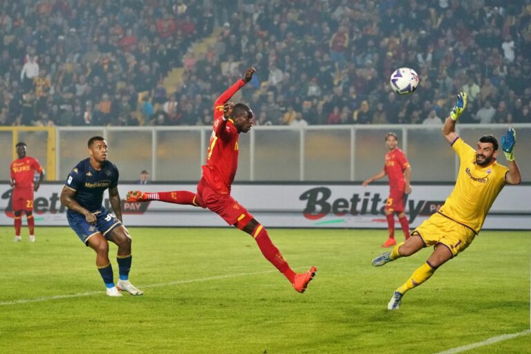 Kouamè risponde a Ceesay, fra Lecce e Fiorentina è 1-1