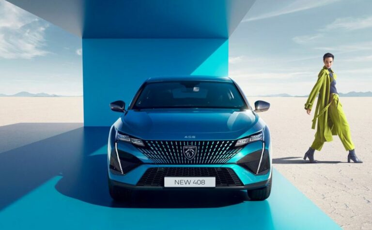 Al via gli ordini dell’intera gamma della nuova Peugeot 408