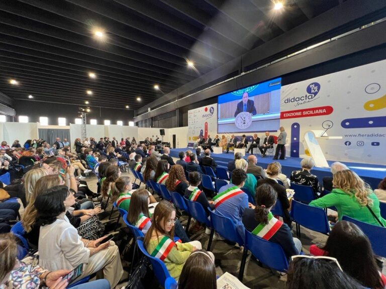 Schifani alla Fiera Didacta Sicilia “Bisogna cogliere la sfida dell’innovazione”