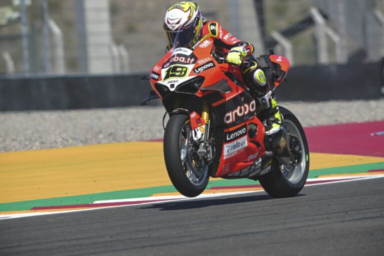 In Argentina Pirelli SCX posteriore per doppietta Bautista