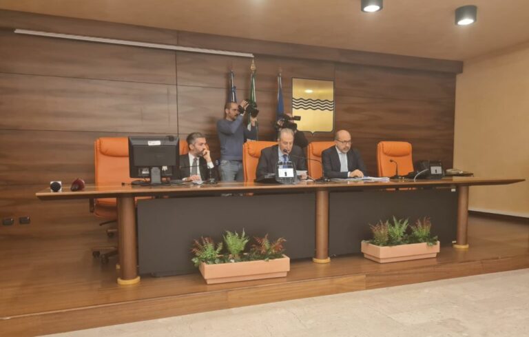 Energia, Bardi “Autosufficienza Basilicata è il nostro obiettivo”