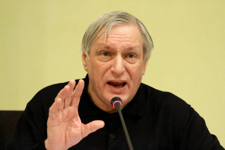 Don Luigi Ciotti “La lotta alla mafia ha bisogno di una politica sana”