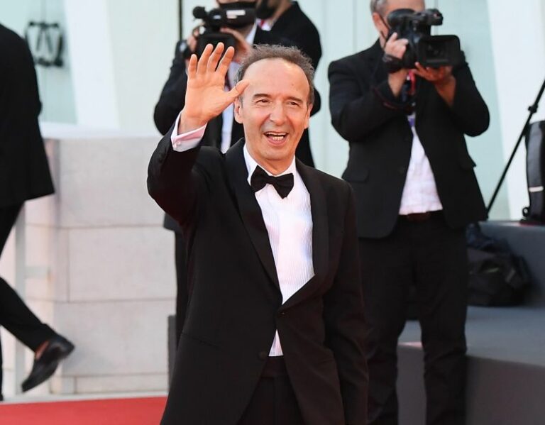 Roberto Benigni, 70 anni fra cinema, teatro e tv